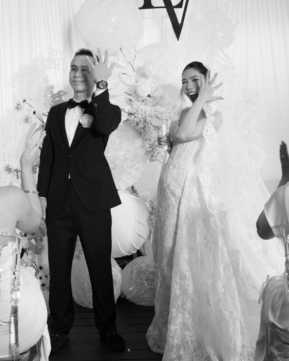 Lyn & Vincent chung vui cùng bạn bè trong tiệc cưới tại Coastal Saigon