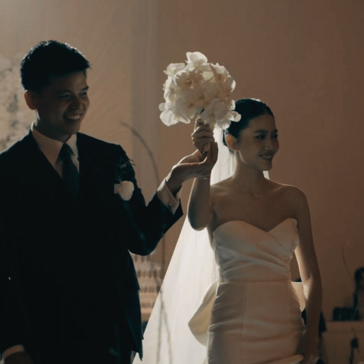 Hình minh họa 2 cho Một Bài Hát Được Chuẩn Bị Thế Nào Trước Khi Biểu Diễn Tại Tiệc Cưới?